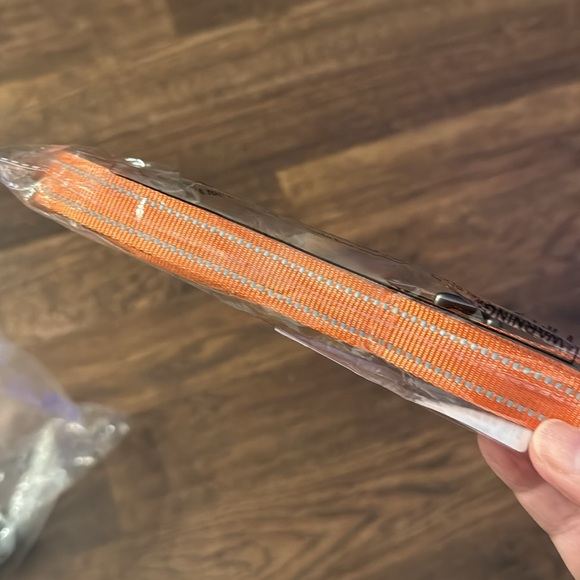 Deluxe Orange Reflective Leash. NWOT - Picture 3 of 4